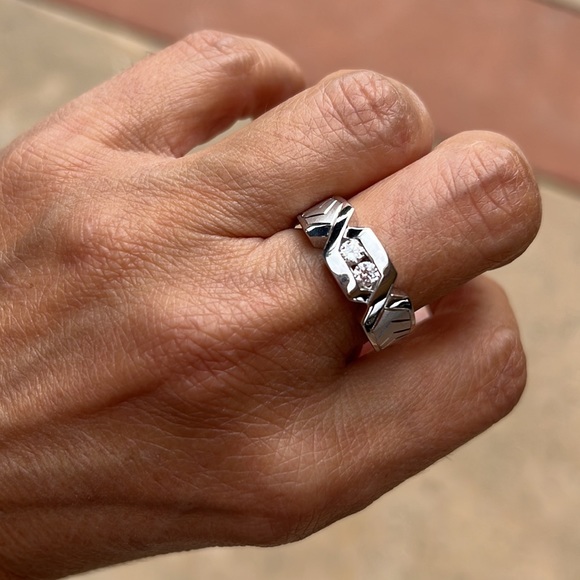 Sterling Silver Mens CZ Wedding Band Ring - Picture 8 of 12